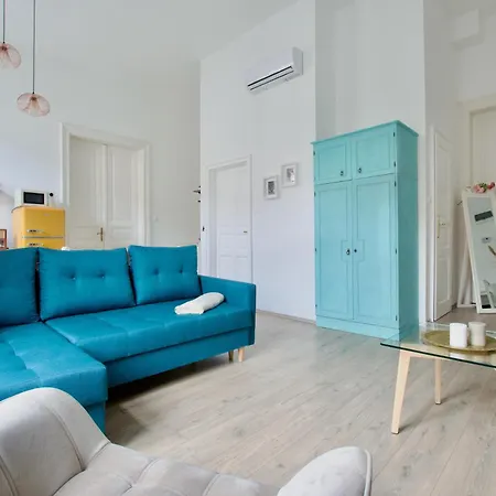 By Hi5 Apartments- Erzsebet 44 Apartment