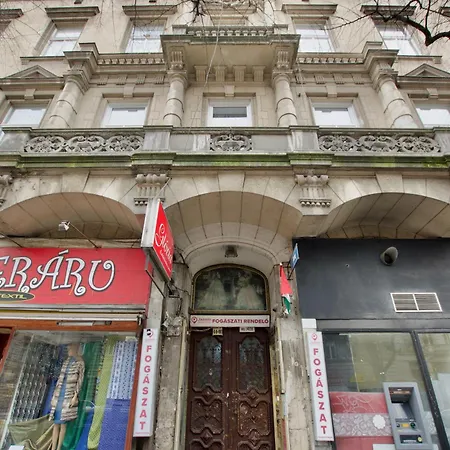 By Hi5 Apartments- Erzsébet 44 Appartamento